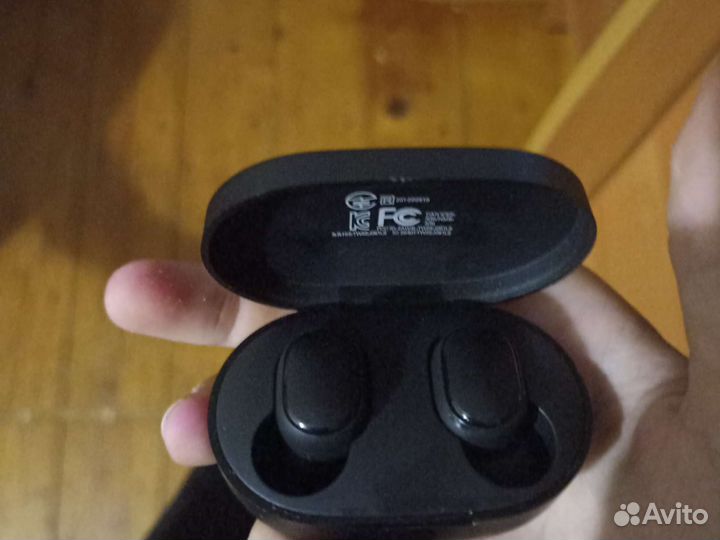 Беспроводные наушники mi