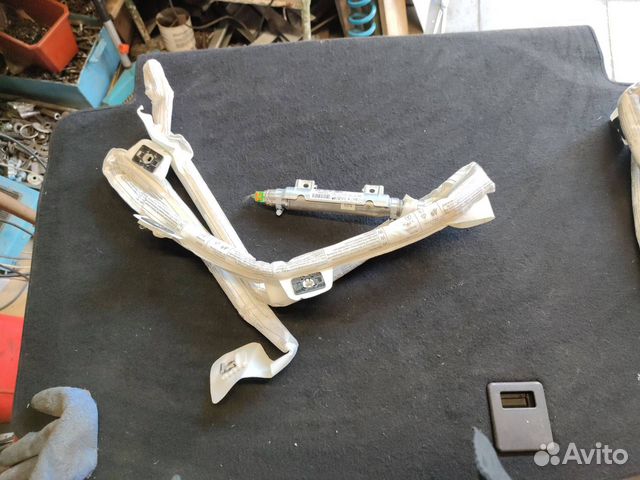 Подушка безопасности боковая (шторка) правая