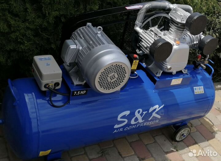 Компрессор 1200 литров 380 вольт