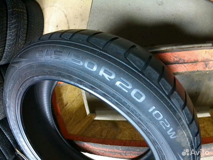 Nokian Tyres Hakka Black SUV 245/50 R20