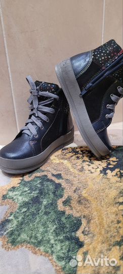 Ботинки демисезонные для девочки 27 размер лель