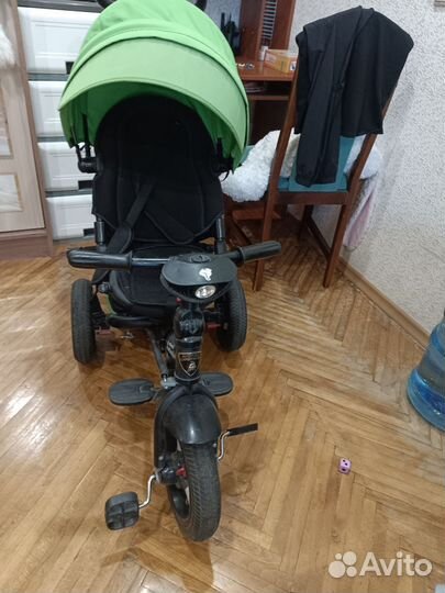 Детский велосипед трех колесный