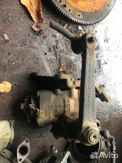 Mercedes Benz 308d рулевой редуктор б.у