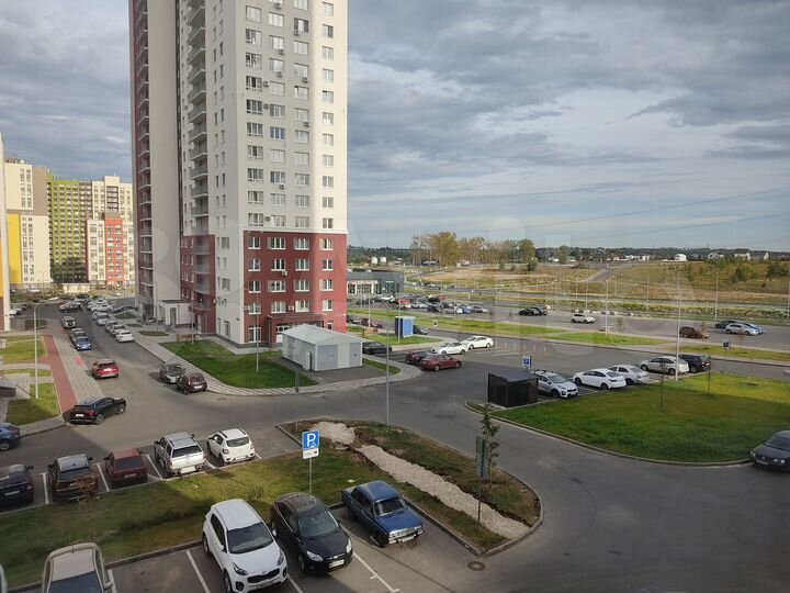 2-к. квартира, 46 м², 4/10 эт.