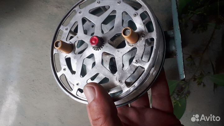 Катушка инерционная Невская