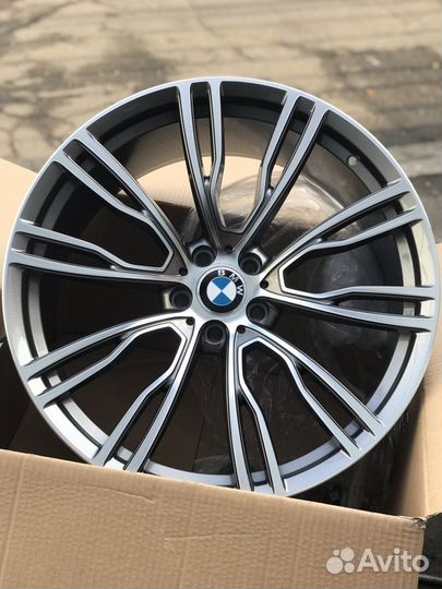 Диски на BMW X6, X5 R21 разноширокие