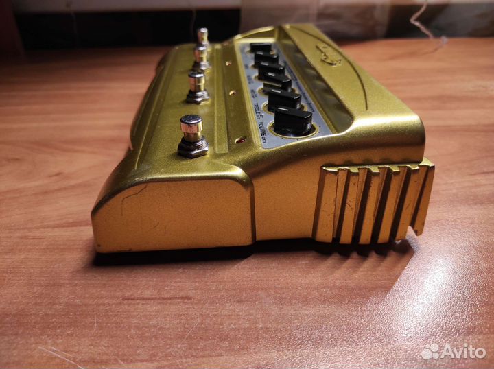 Дисторшн Line6 DM 4