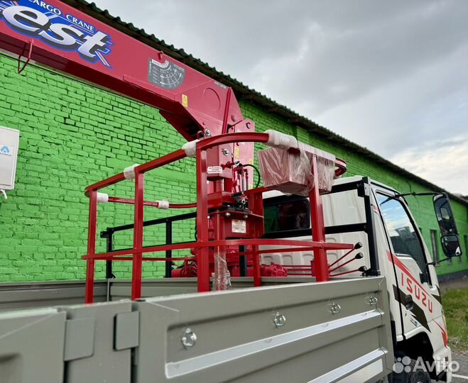 Isuzu NQR75 с КМУ, 2008