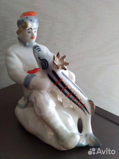 Старинная Статуэтка фарфор СССР