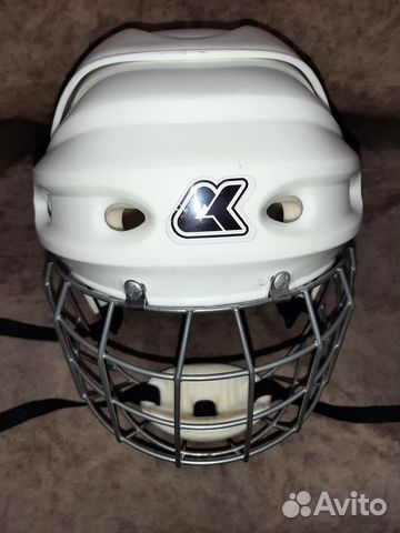 Шлем хоккейный
