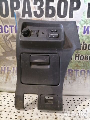 Блок кнопок Toyota Corolla