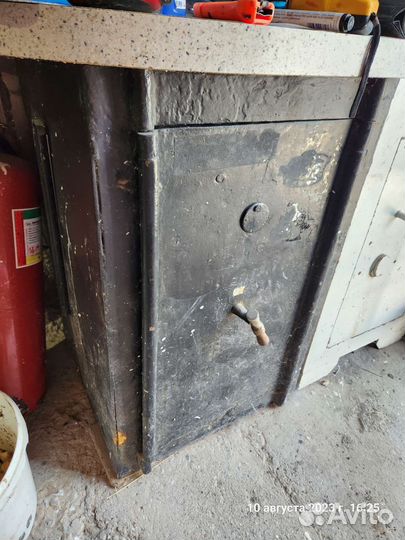 Сейф металлический бу советский