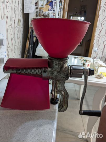 Мясорубка ручная СССР чугунная