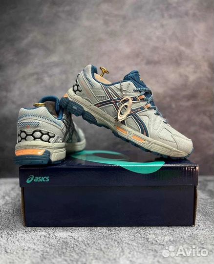 Кроссовки подростковые