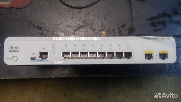 Cisco 2960-cpd-8tt-l
