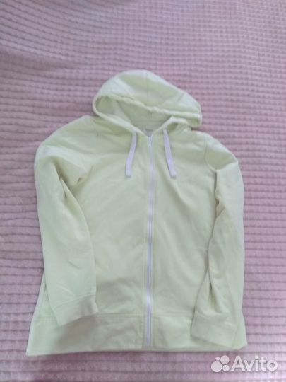 Вещи женские 42-44