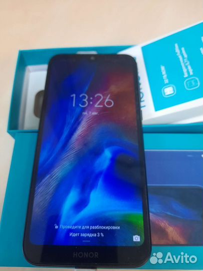 Телефон honor 8s