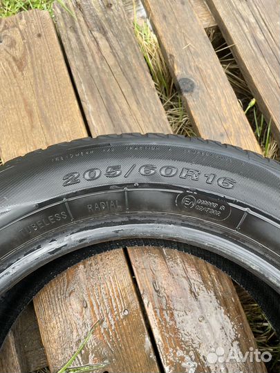 Sailun Atrezzo SH402 205/60 R16