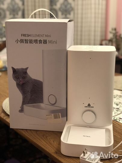 Автоматическая кормушка для кошек