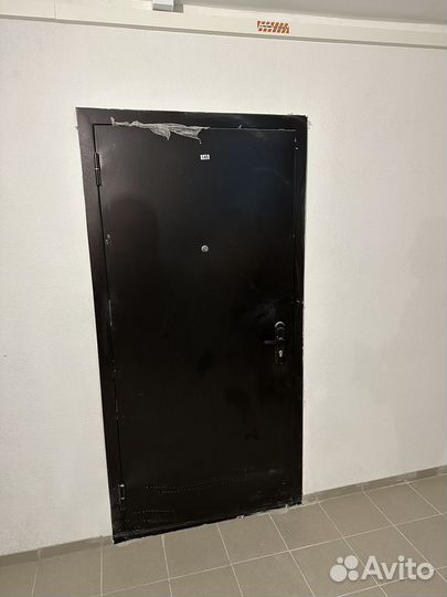 Дверь входная металлическая