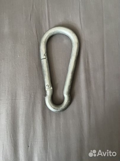 Карабин стальной