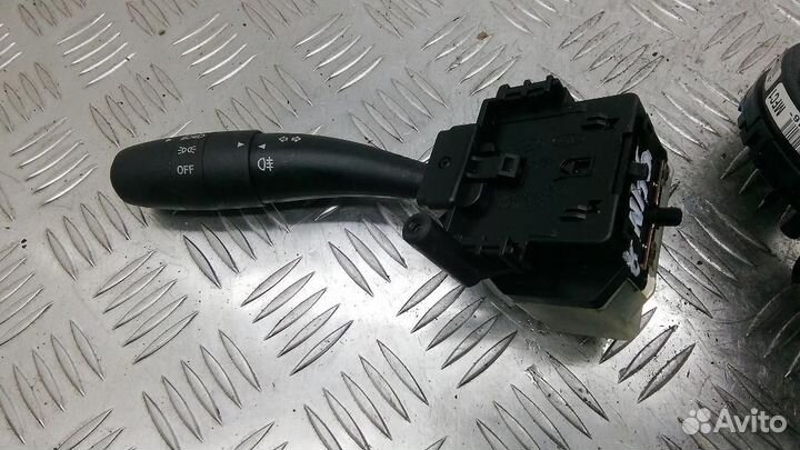 Переключатель поворотов подрулевой Hyundai i30