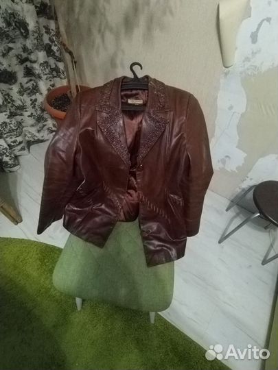 Куртка кожаная женская 46 48