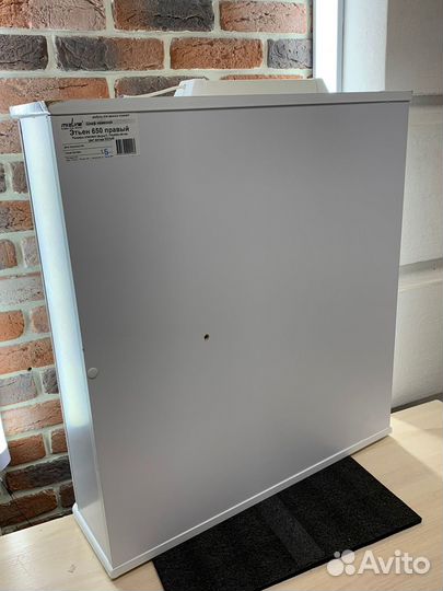 Зеркало-шкаф Mixline Этьен-65 529940 65x72.5 см бе