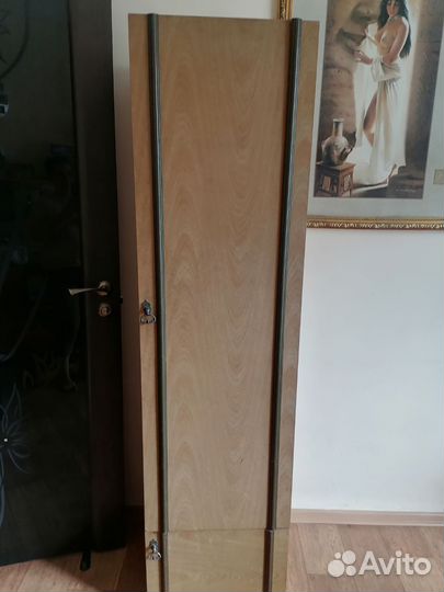 Шкаф для коридора