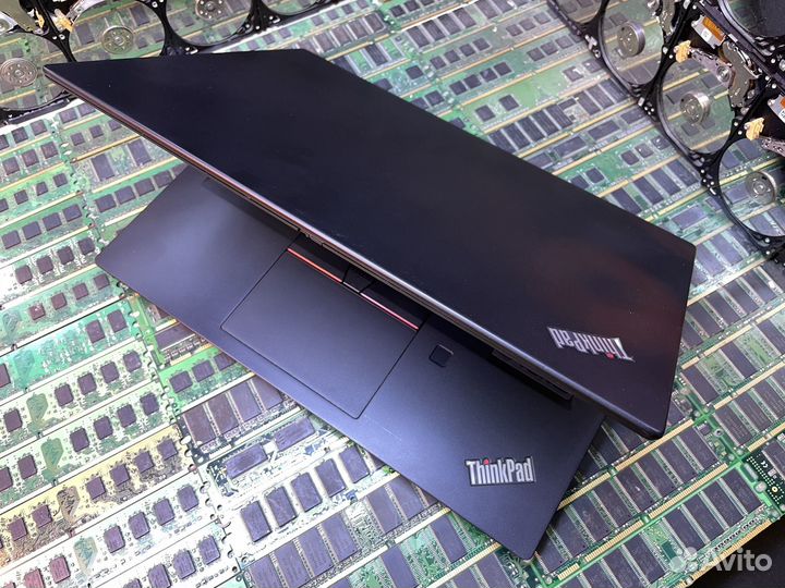 Lenovo thinkpad x390 i7, UHD620 Сенсорный 32/256