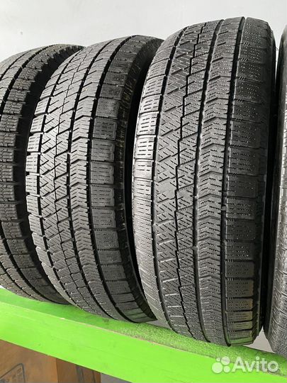 Bridgestone Blizzak VRX2 175/65 R14