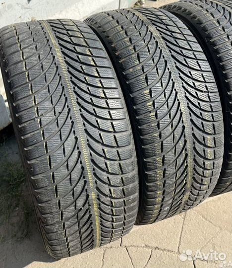 Michelin Latitude Alpin LA2 255/45 R20