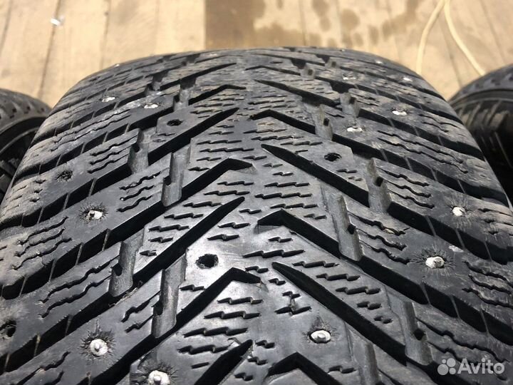 Nokian Tyres Hakkapeliitta 8 205/65 R16 99T