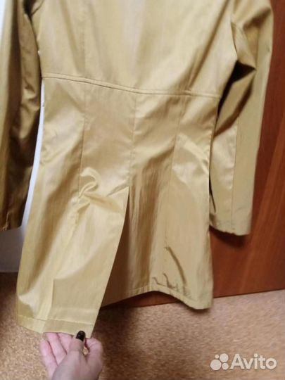 Плащ (тренч)