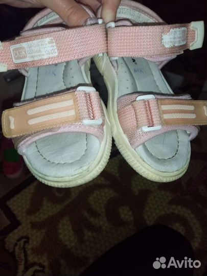 Сандалии для девочки