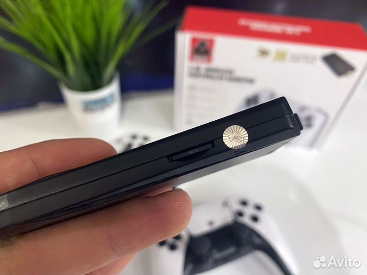 Игровая приставка с джойстиками от PS5 (новая, 4К)