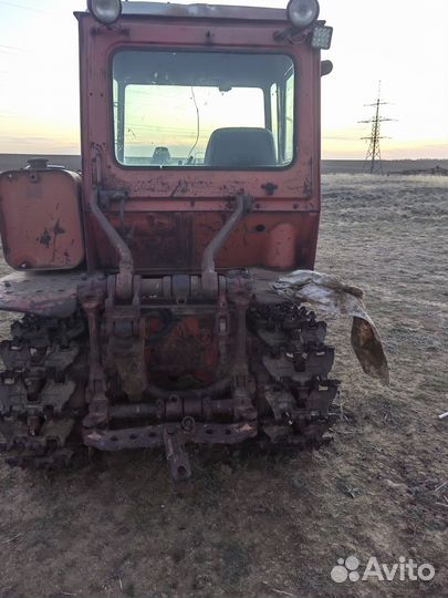 Трактор ВгТЗ ДТ-75, 1990