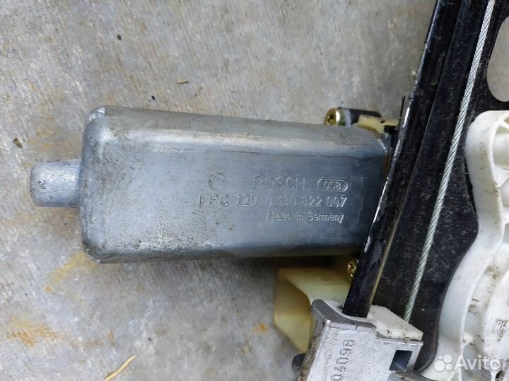 Стеклоподъёмник задней правой двери W203