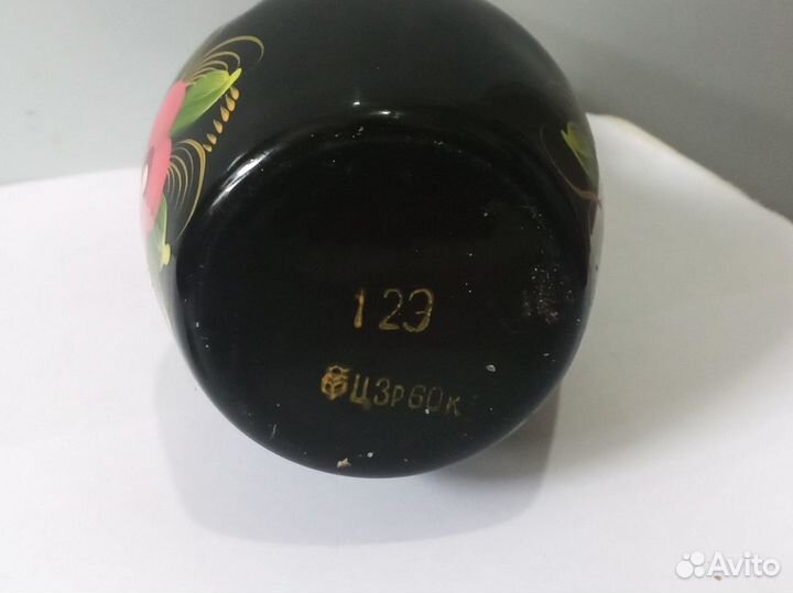 Ваза для цветов с лаковым покрытием, алюминий