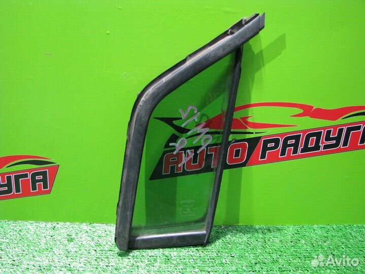 Форточка двери nissan PM12,PNM12,RM12,RNM12 libert