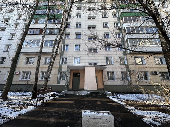 Квартира-студия, 10,5 м², 1/9 эт.