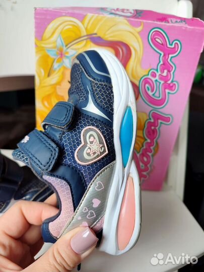 Кроссовки для девочки 25 с подсветкой