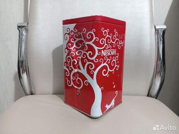 Набор Нескафе (чашки сахарница ложка коробочка)