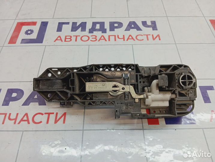 Ручка двери наружная передняя правая Renault Megane 3