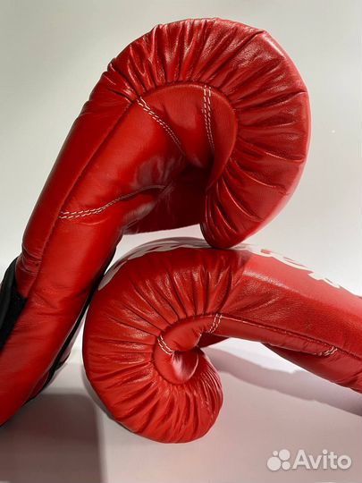 Боксерские перчатки Fairtex