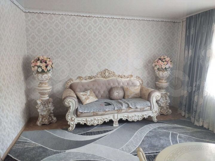 3-к. квартира, 86 м², 1/2 эт.