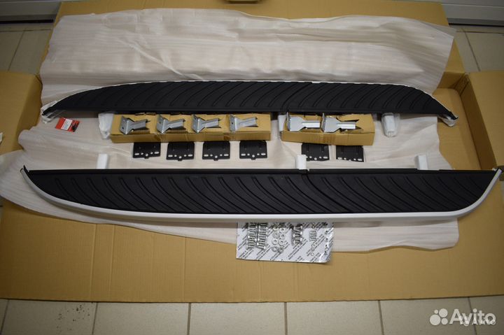 Land Rover Freelander 2 (2007-2014г) пороги