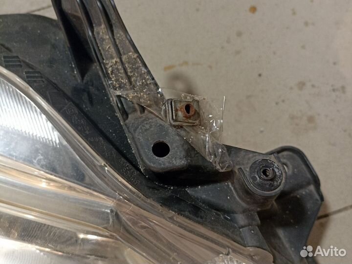 Фара Toyota Camry 7 XV50 2011-2014