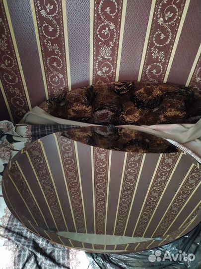 Зеркало овальное