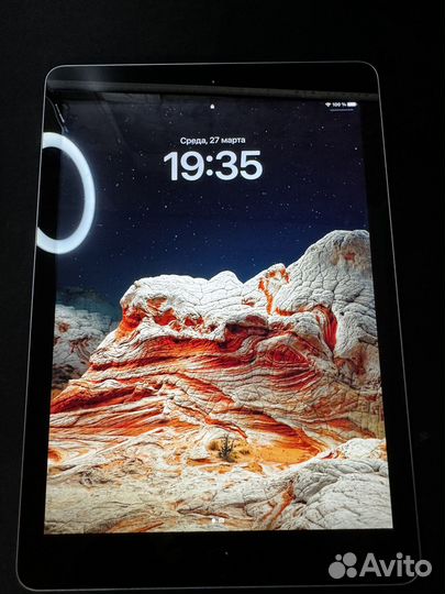 Apple iPad 5-го поколения 128Gb Wi-Fi